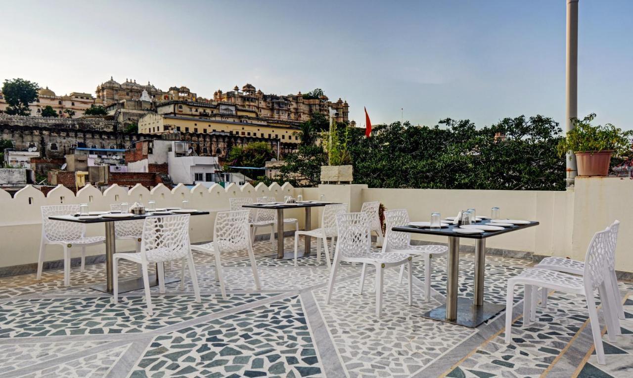 Treebo Jheel Mahal Otel Udaipur Dış mekan fotoğraf