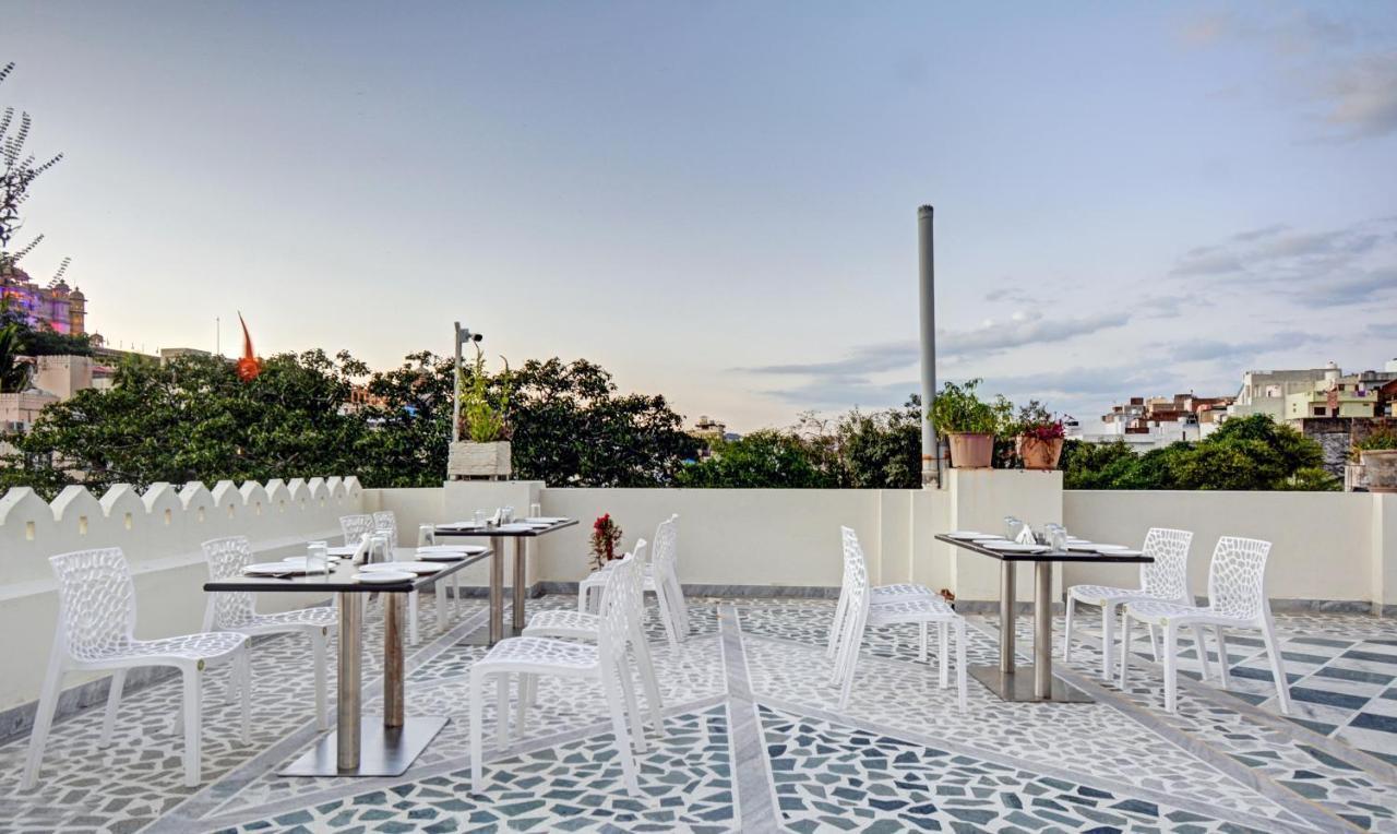Treebo Jheel Mahal Otel Udaipur Dış mekan fotoğraf